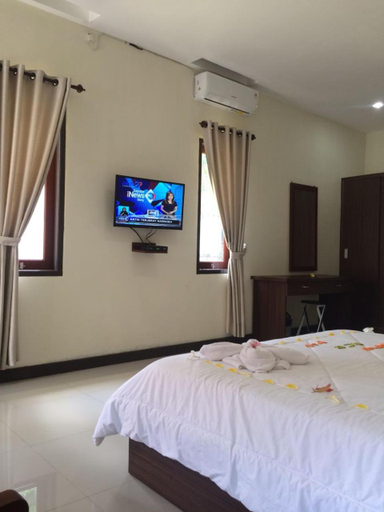 Bedroom 12