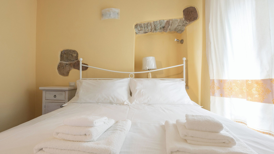 Bedroom 3, Sardinian Gallery Fonte, Oristano