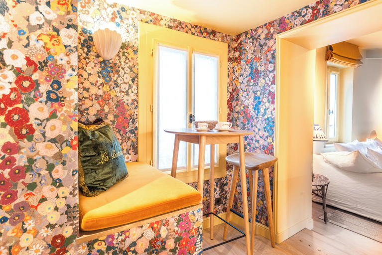Bedroom 2, Maison La Bohème Montmartre - Studios & Apartments, Paris