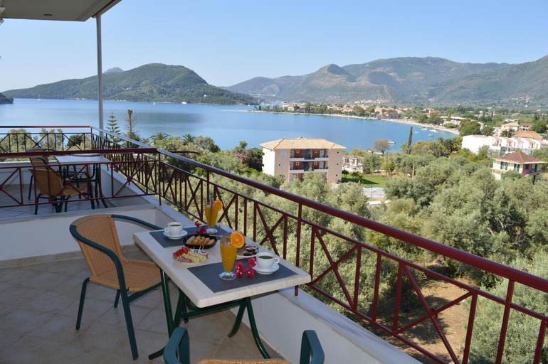 Food & Drinks, Sunrise studios Lefkada, Ionian Islands