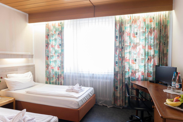 Bedroom 8