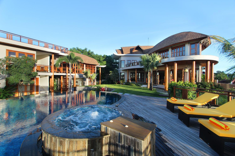 Exterior 4