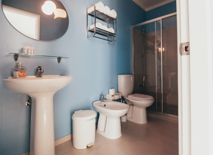 Bathroom 5, Hotel Leiria Classic, Leiria