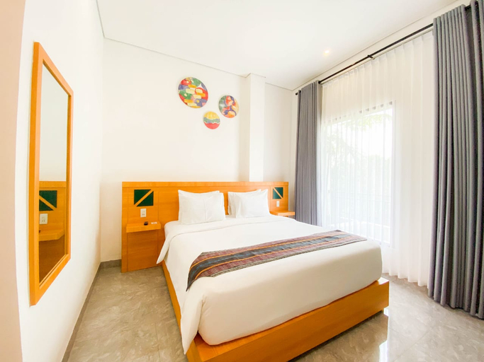 Queen Parrona Hotel Room Type - Deluxe Room