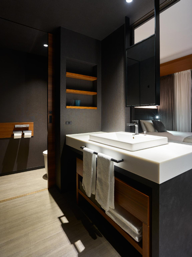 Bathroom 4