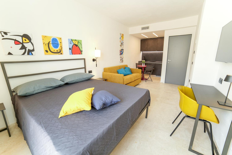 Bedroom 3, Domus Delfino, Cagliari