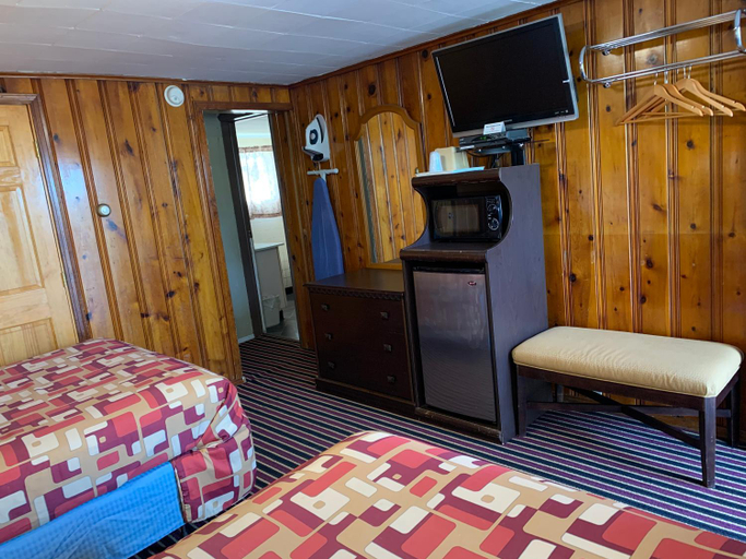 Others 4, Budget Inn, Westmoreland