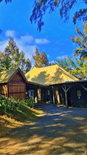 Exterior & Views 2, Andrea Lodges
