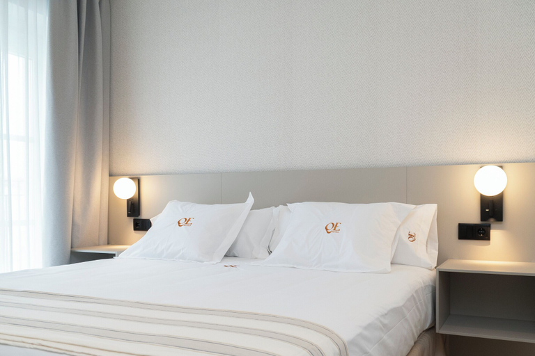 Bedroom 4, La Caleta Qe Hotels, Cádiz