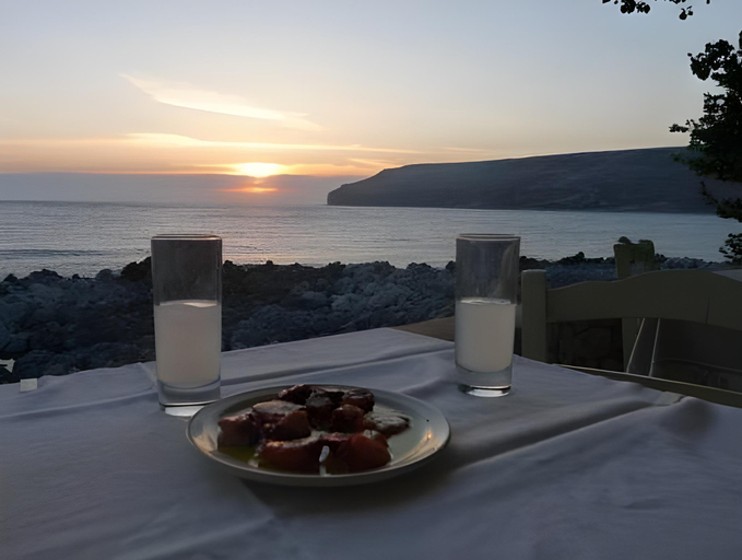 Food & Drinks 3, Kourmas Suites, Peloponnese