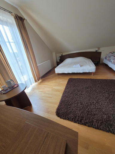 Bedroom 2, Dworek Biesiadny, Poznań