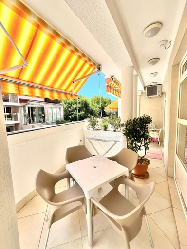 Food & Drinks 4, Apartments Sofija