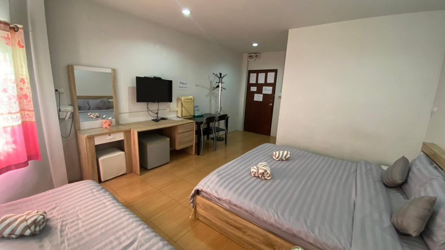 Bedroom 9
