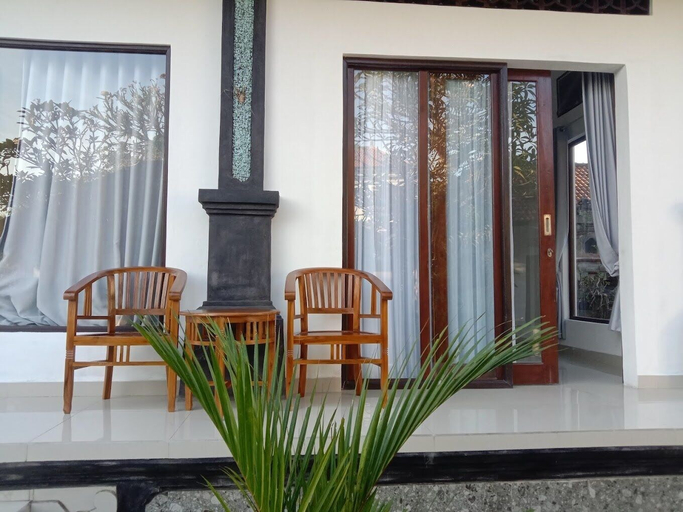 Others 4, Aesthetic House, Gianyar