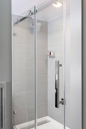 Bathroom 7