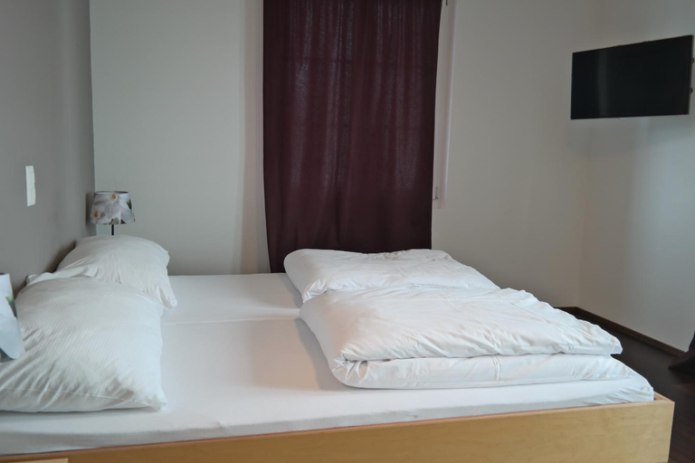 Bedroom 11