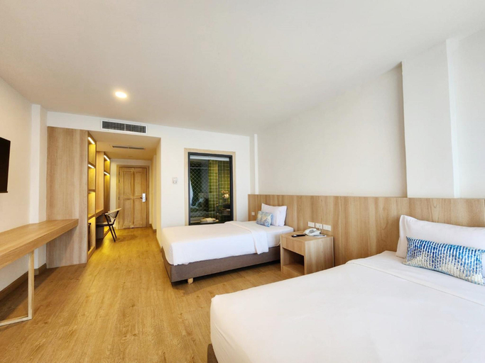 Bedroom 28
