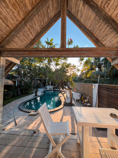 Swimming Pool 11