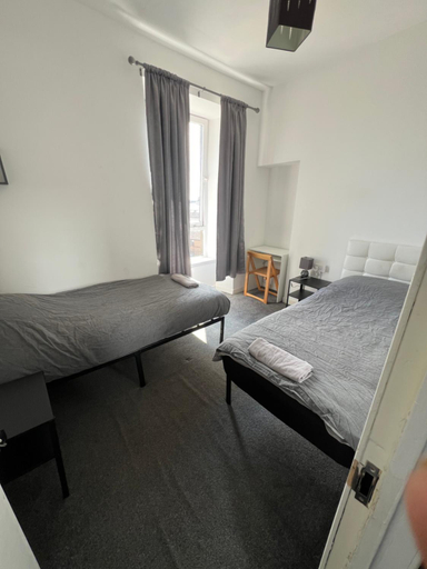 Bedroom 2, Easy sleep, Dundee