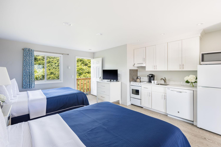 Bedroom 12