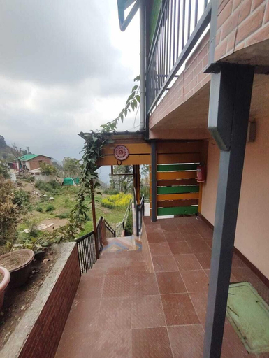 Others 5, Luxsugero Moonlight, Nainital