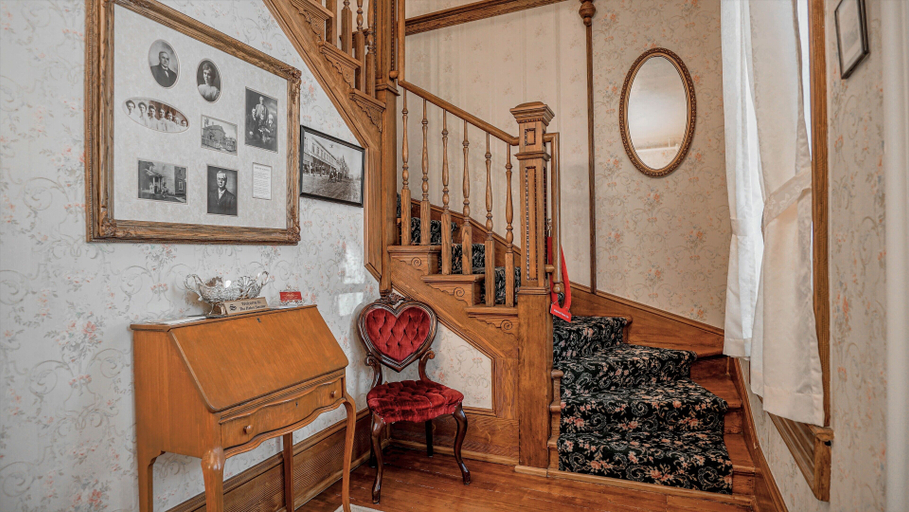Public Area 2, Heber Senator Bed and Breakfast, Wasatch
