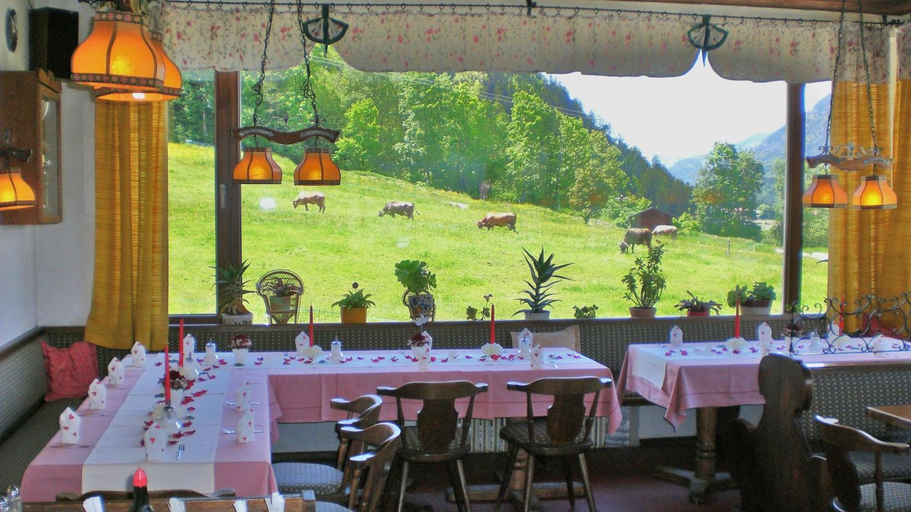 Food & Drinks 4, Hotel Restaurant Hausberg Garmisch-Partenkirchen, Garmisch-Partenkirchen