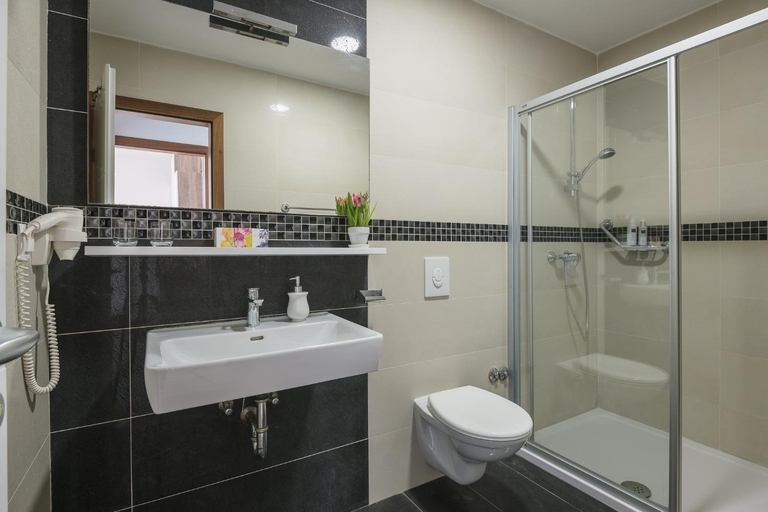 Bathroom 3, Sky Apartments & Rooms, Konavle