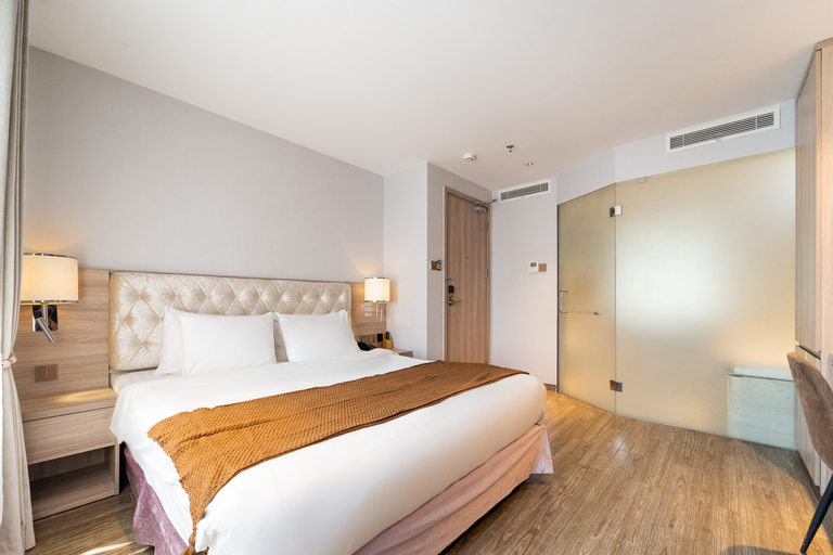 Bedroom 6