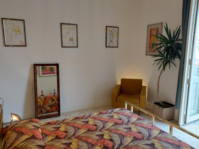 Others 2, B&B Palazzo Carafa di Montorio, Napoli