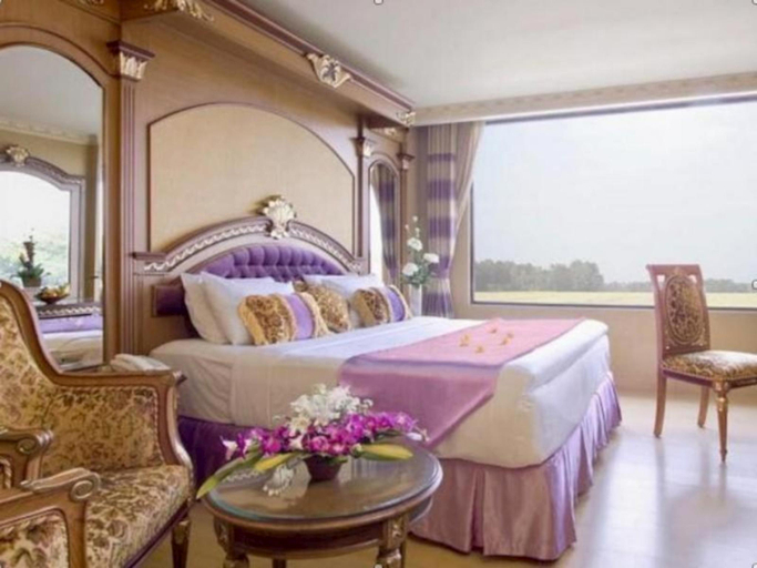 Bedroom 6
