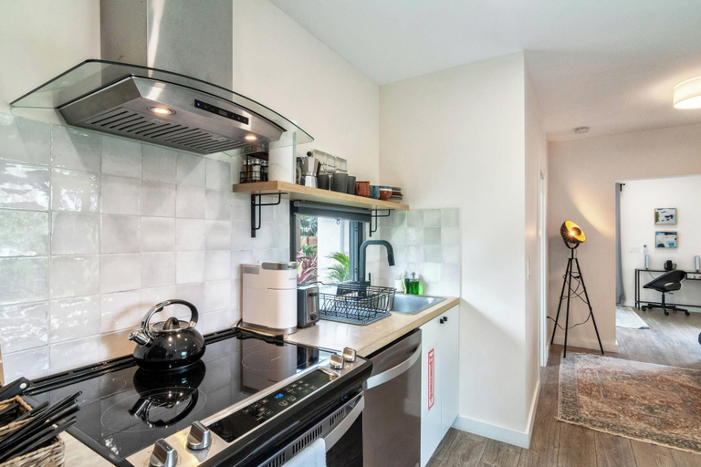 Others 5, 5BR Sleeps 14 w/ In-law Suite & Bbq!, Broward