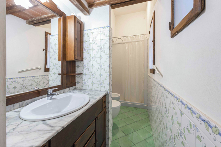 Bathroom 3, Borgo Allegri Palace by MMega, Florence