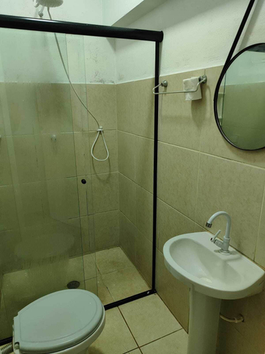 Bathroom, POUSADA MARCATTO, Londrina
