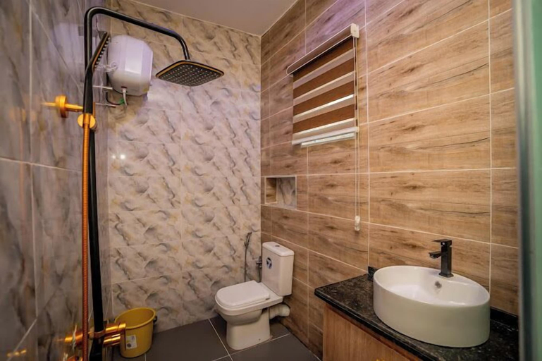 Bathroom, Westmac Hotel and Apartments, Ikpoba-Okha
