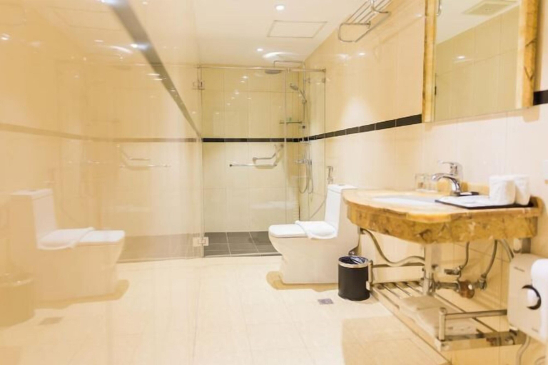 Bathroom 21