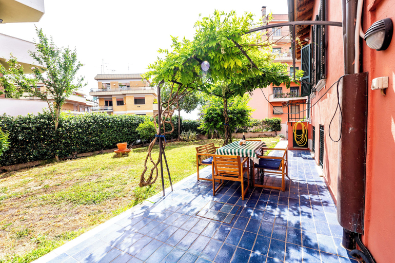 Others 5, Monteverde Apartments, Rome