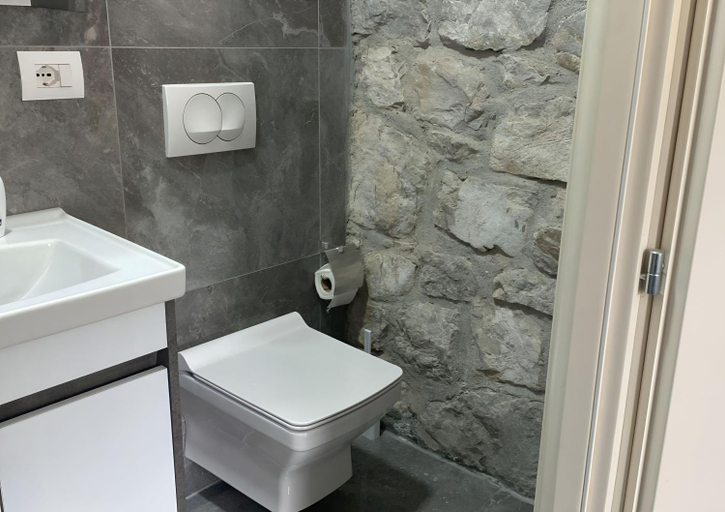 Bathroom 3, Hyka Stone House Shkoder, Shkodrës