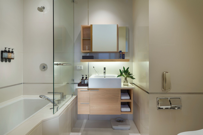 Bathroom 9