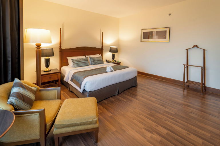 Bedroom 8