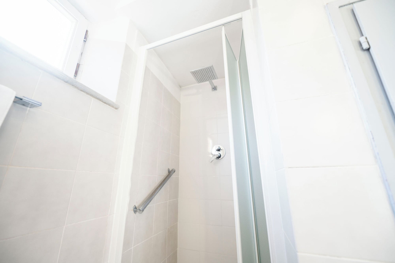 Bathroom 4, St. John Basilica Lovely Tower Apartment , Rome