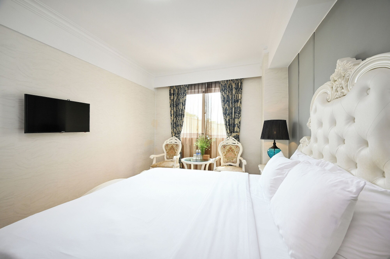 Bedroom 4, California Saigon Hotel & Rooftop Pool, Ho Chi Minh City