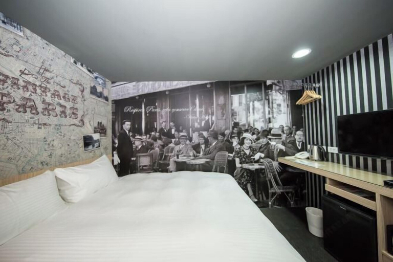 Bedroom 18