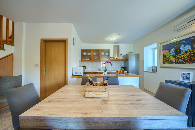 Others 2, Villa Bonaca - Heated Pool, Harbour Views & Steps to Sea I Sumartin, Brac, Selca