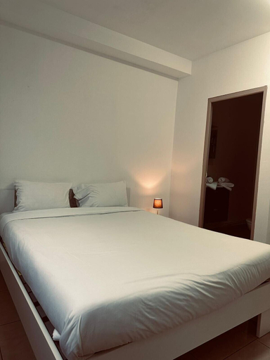 Bedroom 3, Gîtes by Hôtel Les Reflets Jaunes, Ardennes