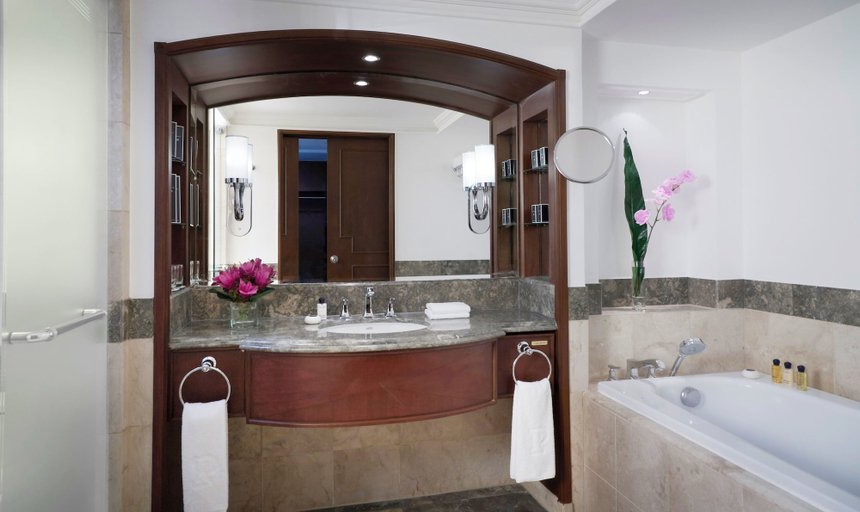Bathroom 4