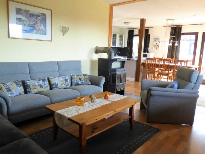 Others 4, Wohnung in Frankenau mit Terrasse, Waldeck-Frankenberg