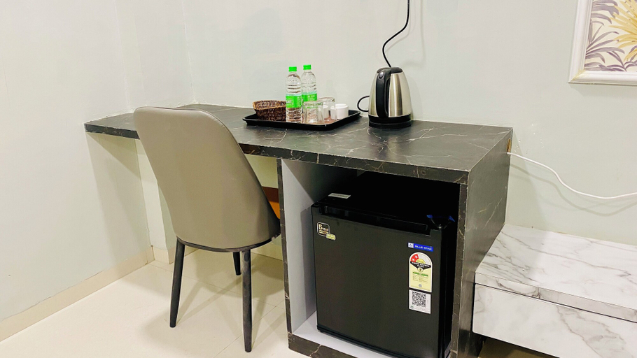 Others 4, Hotel RK, Indore