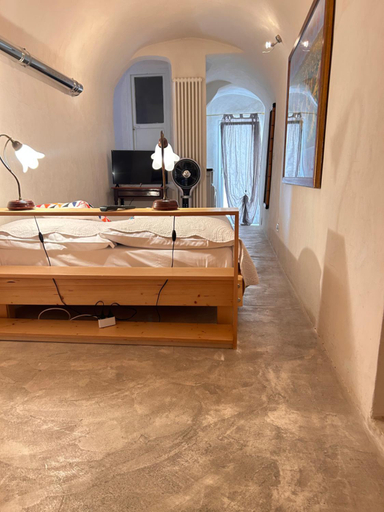 Others 5, Casa Norida, Imperia