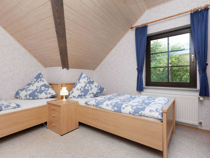 Bedroom 5, Eschfeld Sauna Apartment, Eifelkreis Bitburg-Prüm